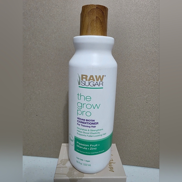 Raw Sugar Other - Raw Sugar The Grow Pro Vegan Biotin Conditioner - White & Green